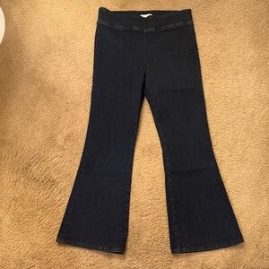 Sz 6 Frame Denim Dark Blue Flare Jeans. NWOT! (Frame size 2) Super Comfy stretch